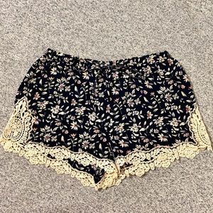 Boho Umgee Boutique Shorts Medium